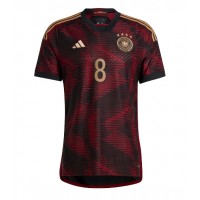 Pánský Fotbalový dres Německo Leon Goretzka #8 MS 2022 Venkovní Krátký Rukáv